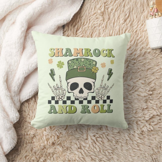 Shamrock and Roll - Skeleton Klöver Kudde (Filt)