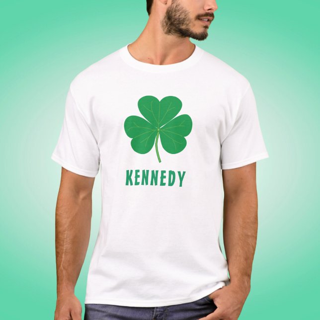 Shamrock Grönt Klöver Ireland Irish Custom Name T Shirt (Skapare uppladdad)