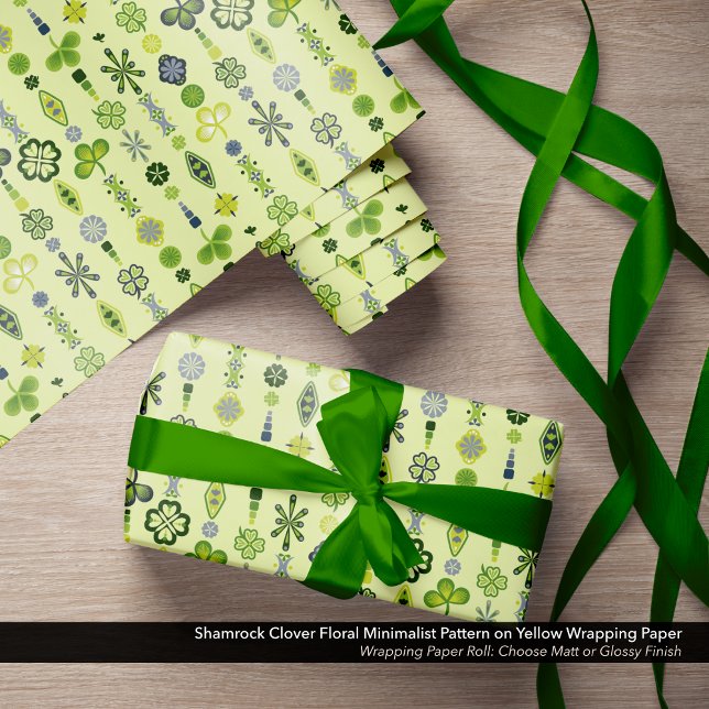 Shamrock Klöver Blommigt minimalist Mönster Presentpapper (Shamrock, Clover, and Floral Minimalist Pattern Yellow Wrapping Paper)