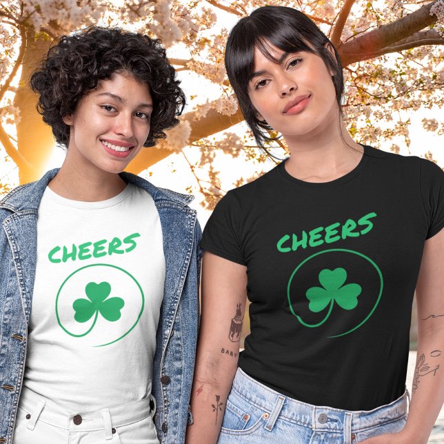 Shamrock Klöver Irish Pride St patricks day Cheers T Shirt (Skapare uppladdad)