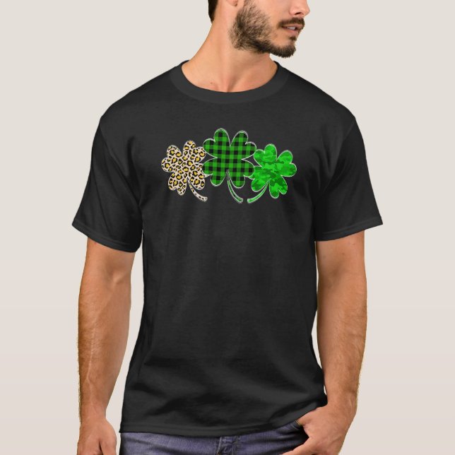 Shamrock Leopard Camouflage Play St patricks day T Shirt (Framsida)