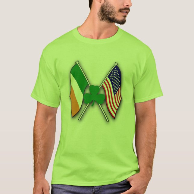 Shamrock 'n USA & IRISH Flaggor Tee Shirt (Framsida)