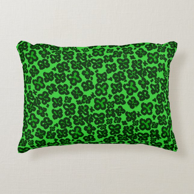 Shamrock Shaped Leopard Skriv ut för Saint patrick Prydnadskudde (Framsidan)