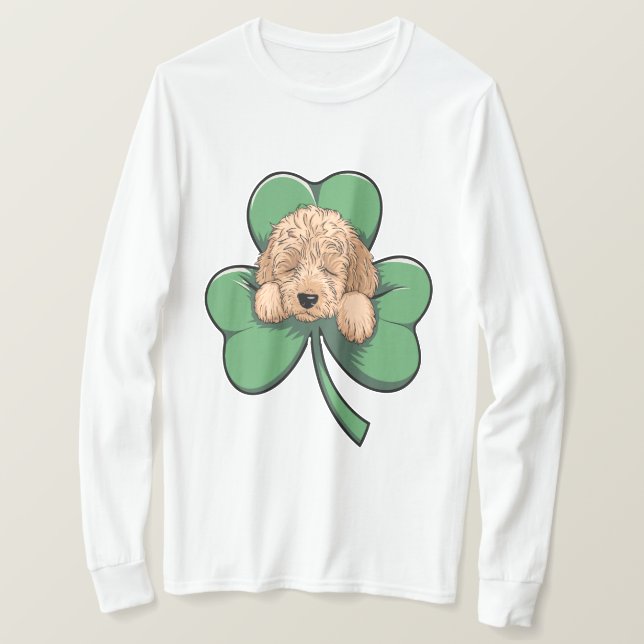 Shamrock Snuggles T Shirt (Design framsida)