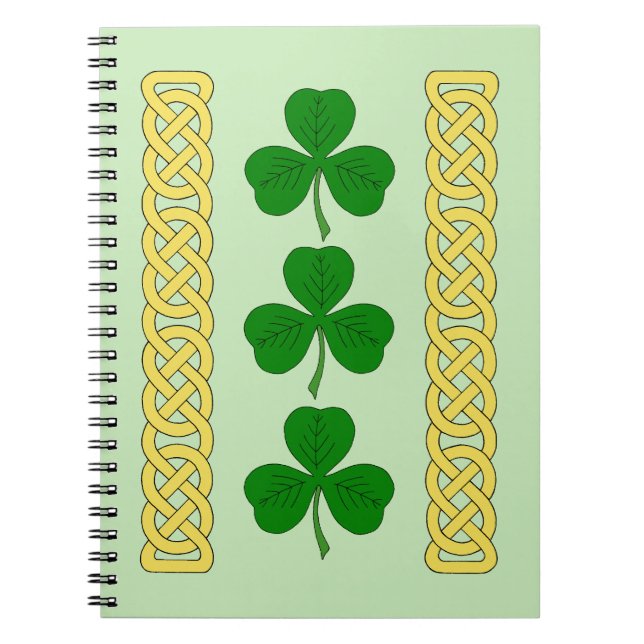 Shamrock Trio and Knotwork Bands Anteckningsbok Med Spiral (Framsidan)