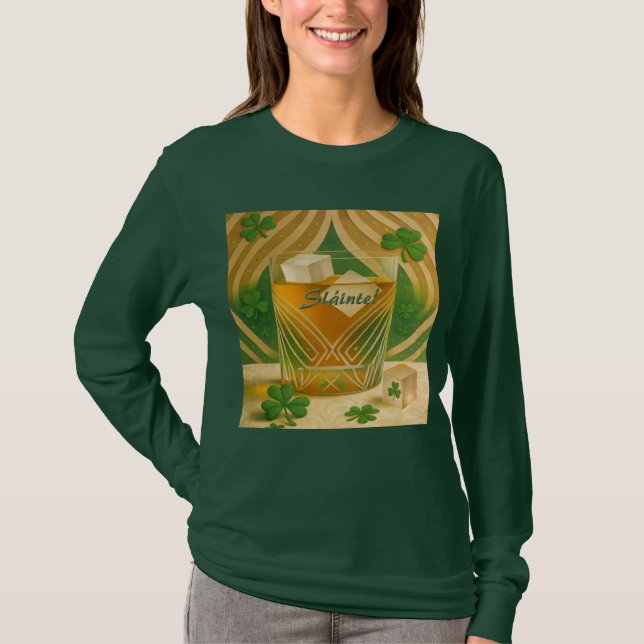 Shamrocks Irish Whiskey Tumbler "Sláinte!" T Shirt (Framsida)