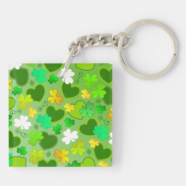 Shamrocks och St. Patrick's Day Hearts Keychain (Baksidan)