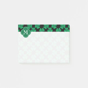 Shamrocks på svart Monogrammed initial 4x3 Post-it Block
