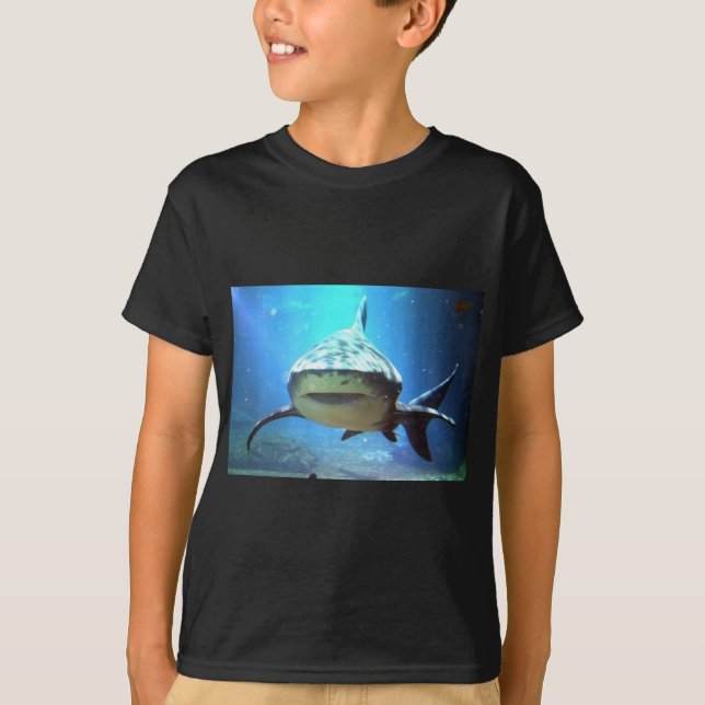 shark-5 tee (Framsida)