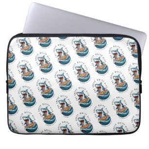 Shark Eating Pizza Underbar White Bita Jawsome Laptop Fodral