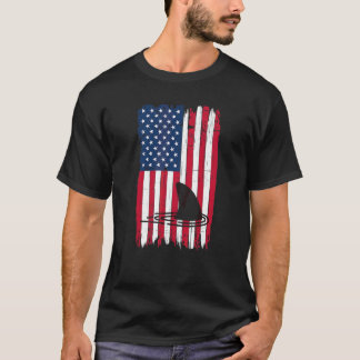 Shark Fin Ocean Silhouette American Flagga Usa Pat T Shirt