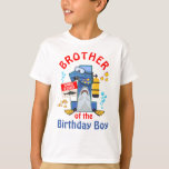 Shark First Birthday Shirt Brother T Shirt<br><div class="desc">Firar födelsedag med denna speciella t-shirt,  personlig design</div>