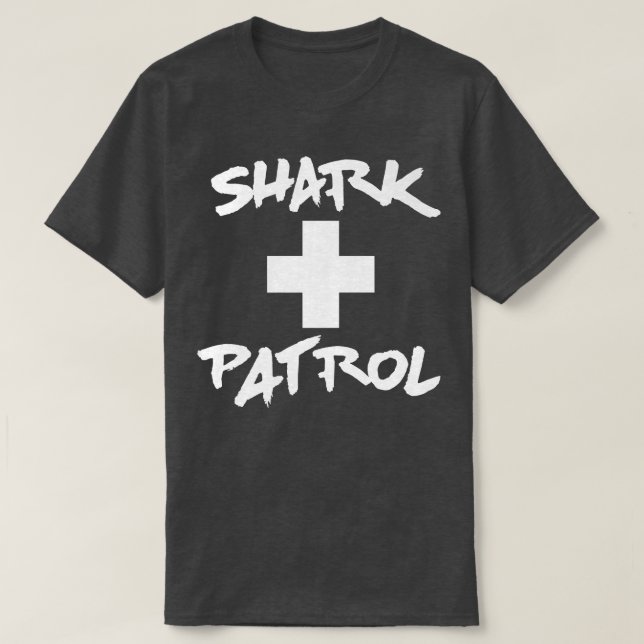 Shark Patrol Beach T Shirt (Design framsida)