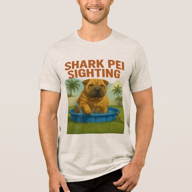 Shark Pei Sighting: Backyard Vatten Edition T Shirt (Framsida)