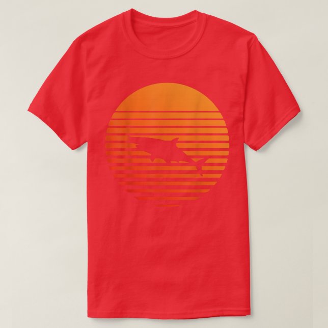 shark Shadow silhouette in front of a Sun  T Shirt (Design framsida)