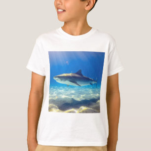 Shark Swimming Blue Ocean Vatten T Shirt