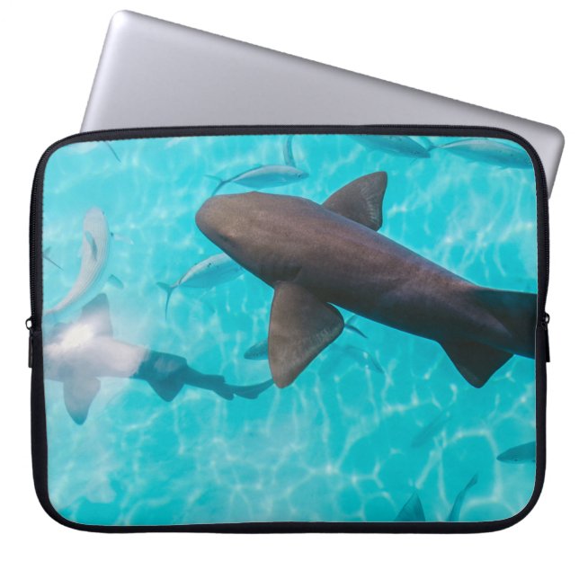SHARKER PÅ KROPPEN VATTEN LAPTOP FODRAL (Framsidan)