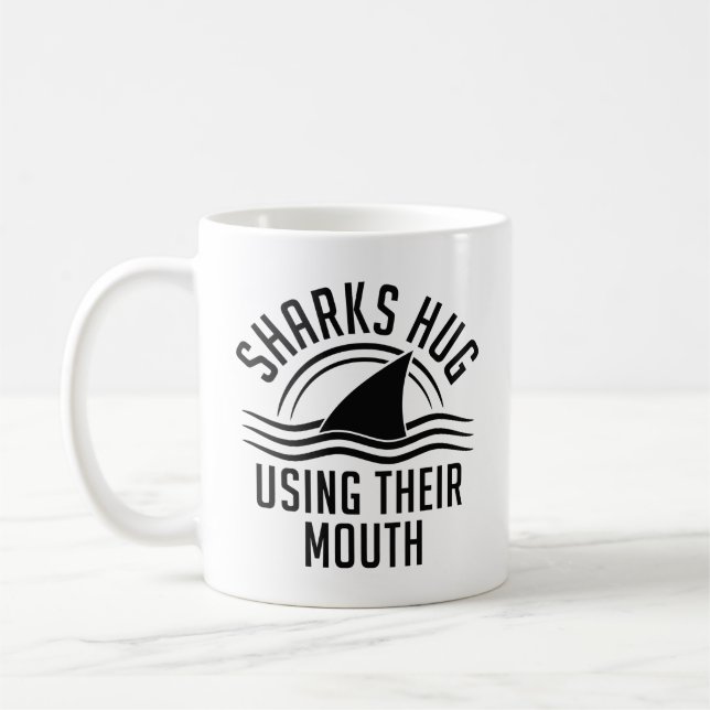 Sharks Hug använder munnen Kaffemugg (Vänster)