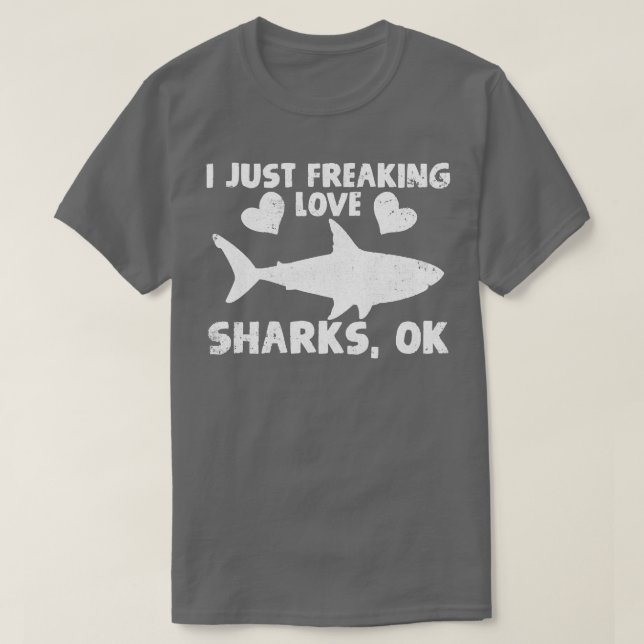 Sharks Shark Lover Pullover  T Shirt (Design framsida)