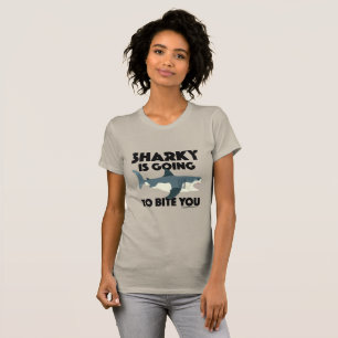 Sharky går till Bita som du utformar - Kvinnors be T Shirt