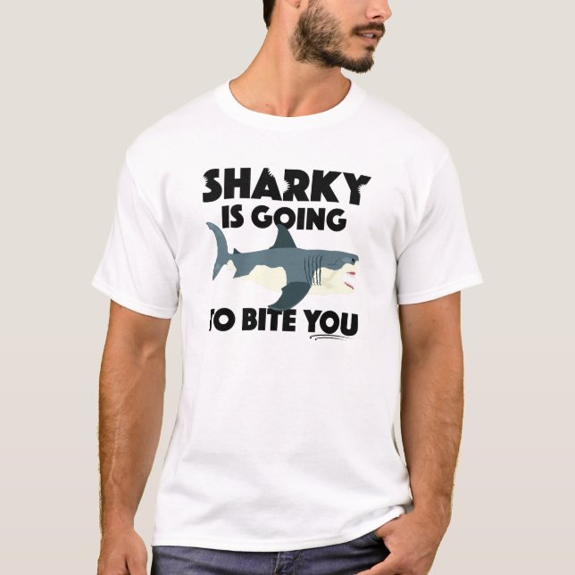 Sharky går till Bita som du utformar - Manar Basic T Shirt (Framsida)