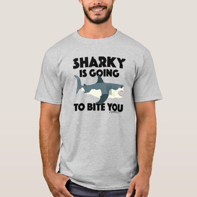 Sharky går till Bita som du utformar - Manar Basic T Shirt (Framsida)