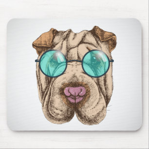 Sharpei i solglasögon musmatta