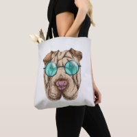 Sharpei i solglasögon
