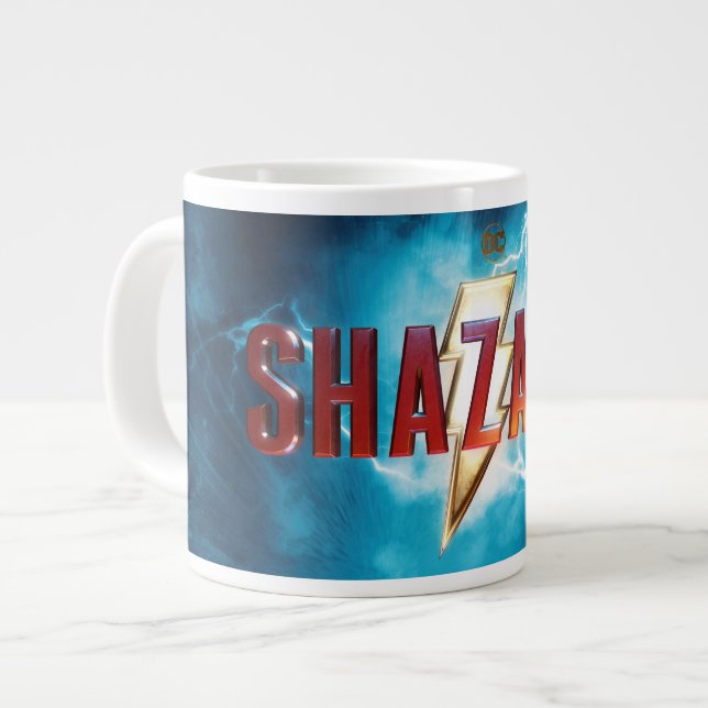 SHAZAM! | Teaterisk Logotyp Jumbo Mugg (Framsida vänster)