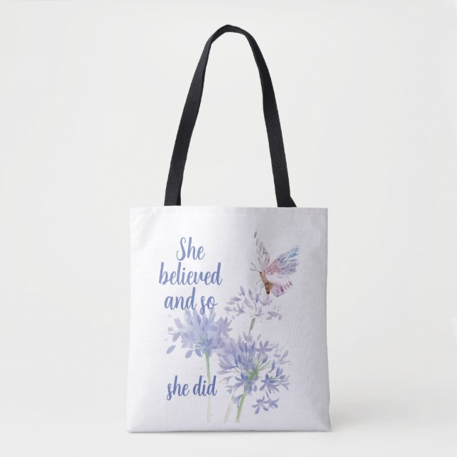 She believed and so Motivational Quote Butterfly Tygkasse (Framsida)