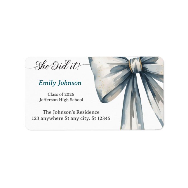 She did it Graduation invitation Photo Blue Bow  Adressetikett (Framsidan)