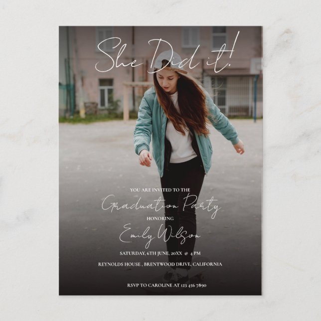 She Did It Multi Photo Graduation Party Invitation Vykort (Framsida)