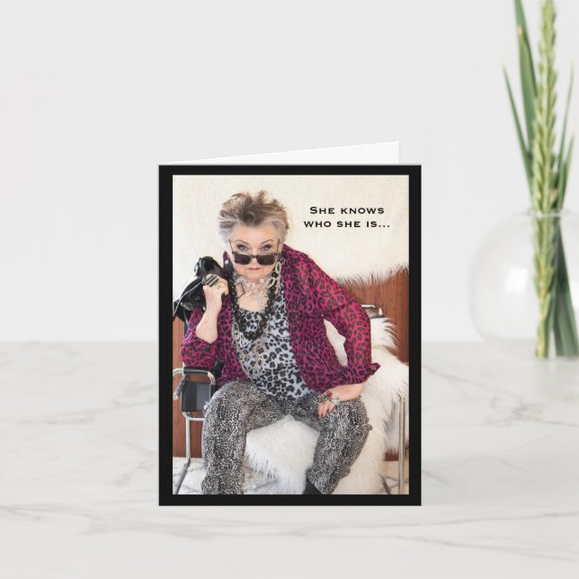 She Know Who She Is  Kort (Framsida)