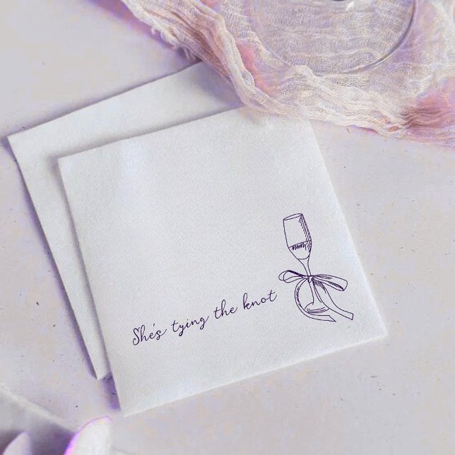 She’s Tying the Knot Elegant Bridal Shower  Pappersservett (Elegant lavender bridal shower napkins for a modern, romantic celebration.)
