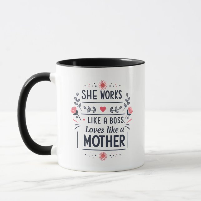 She Works Like a Boss Mother Typography Art Mugg (Vänster)