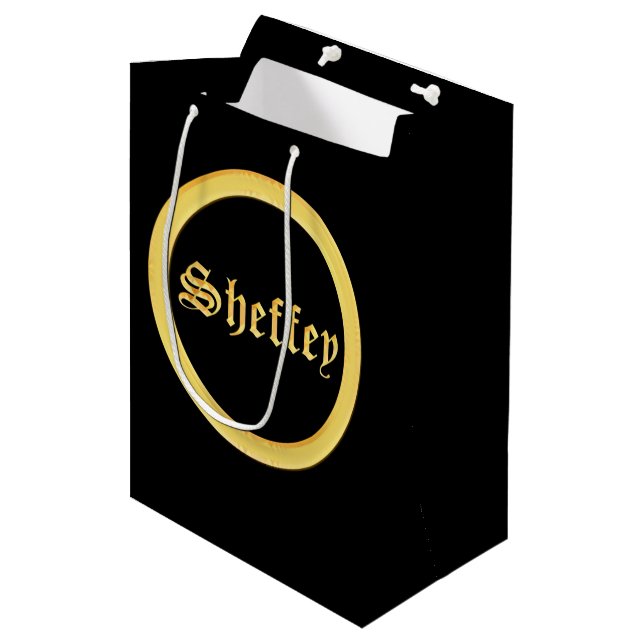 Sheffey Typsnitt - Black och Guld Monogram (Framsidan Vinklad)