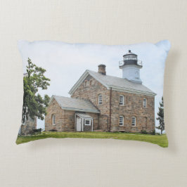 Sheffield Island Lighthouse, CT Accent Pillow Prydnadskudde