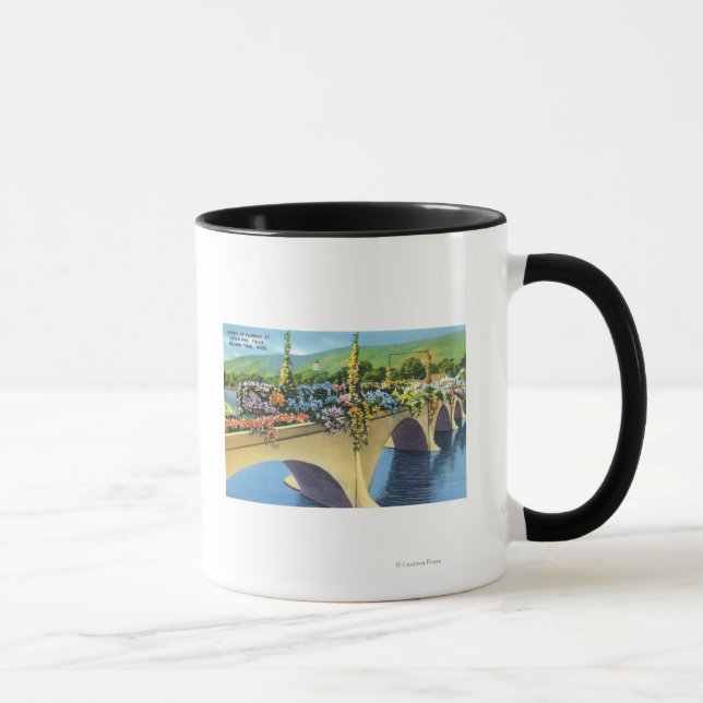 Shelburne Falls Bridge of Flowers Mugg (Höger)