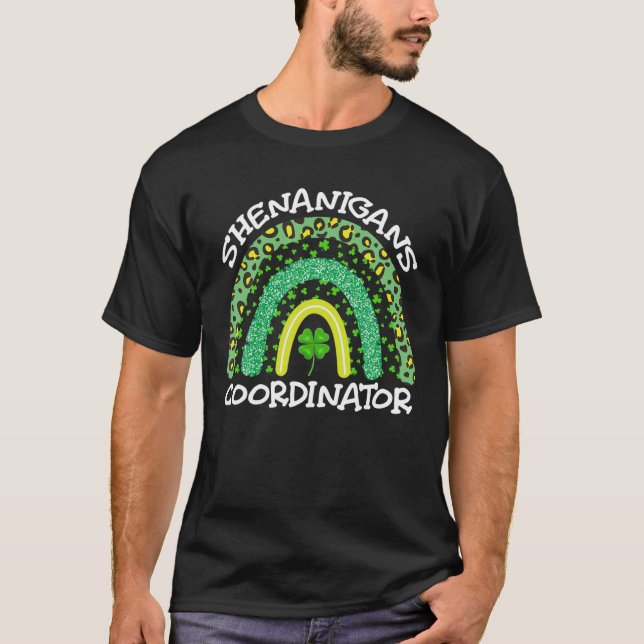 Shenanigans Coordinator Leopard Rainbow St Patrick T Shirt (Framsida)
