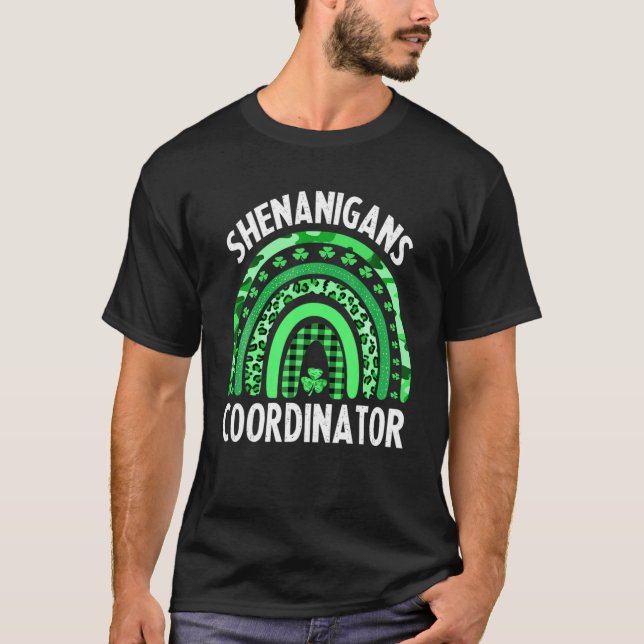 Shenanigans Coordinator Rainbow Leopard St Patrick T Shirt (Framsida)