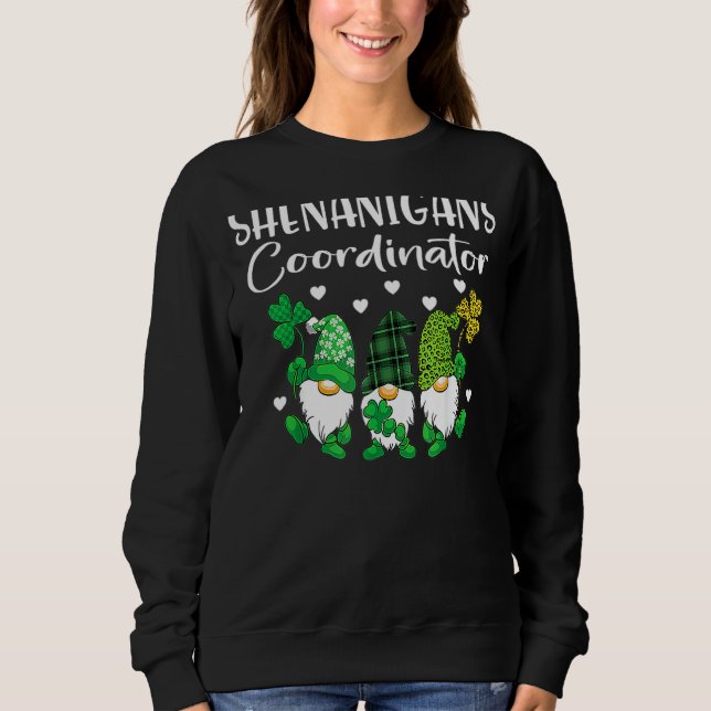 Shenanigans Coordinator St patricks day Gnomes Gre T Shirt (Framsida)