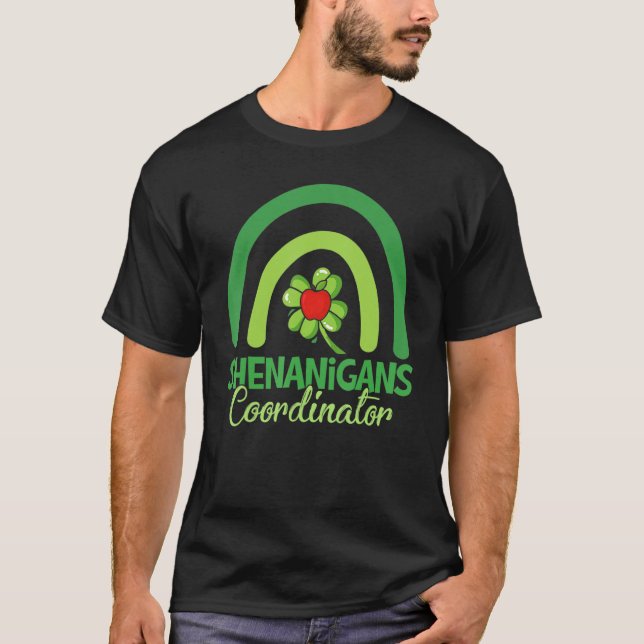Shenanigans Coordinator Teacher Rainbow St Patrick T Shirt (Framsida)