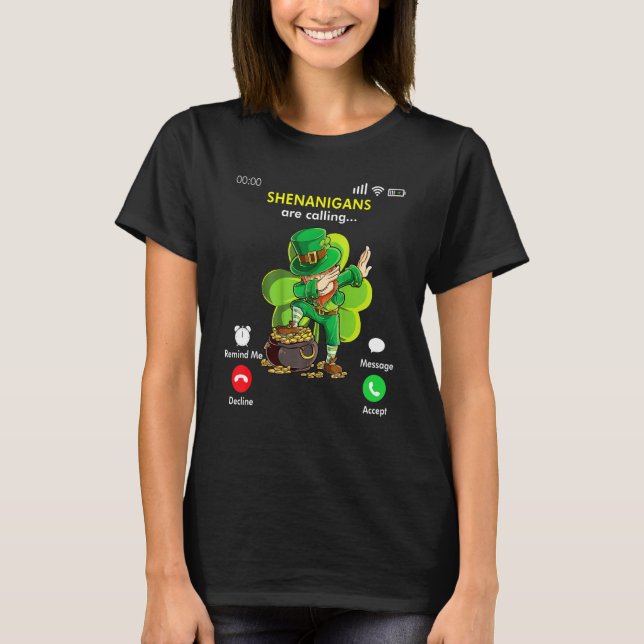Shenanigans kallar Roligt St patrick's day Shamro T Shirt (Framsida)