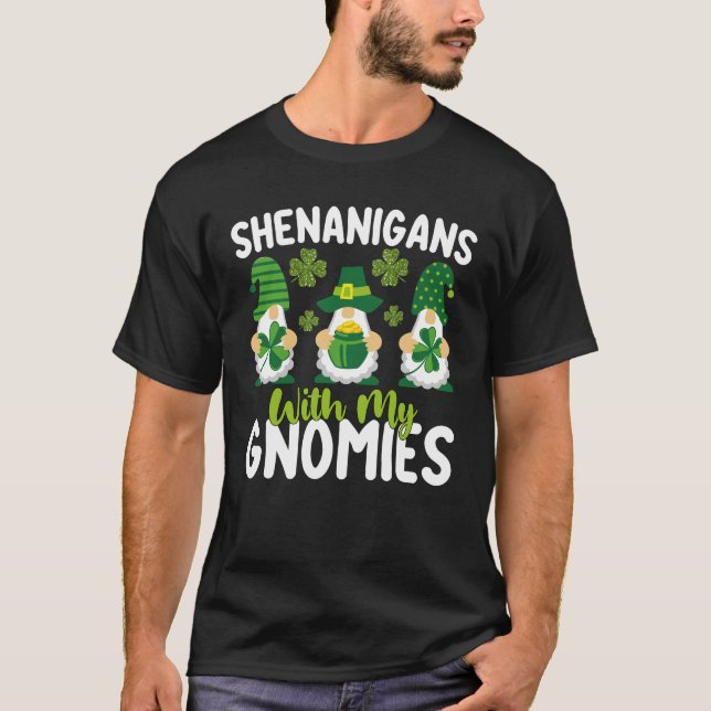 Shenanigans med mina Gnomies Gnome St patrick's da T Shirt (Framsida)