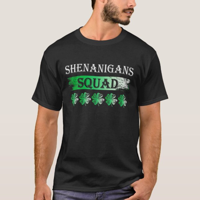 Shenanigans Squad Funny St. Patricks Day Matching T Shirt (Framsida)