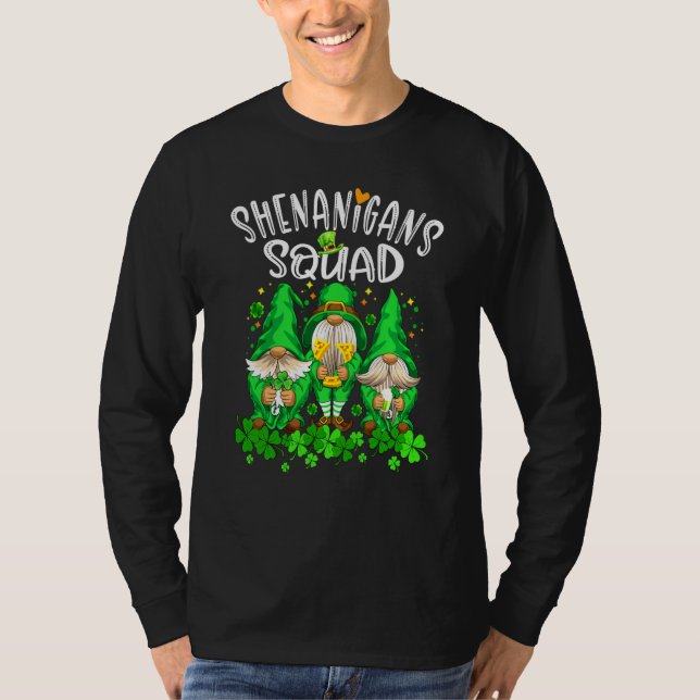 Shenanigans Squad Gnomes Shamrock Happy St Patrick T Shirt (Framsida)