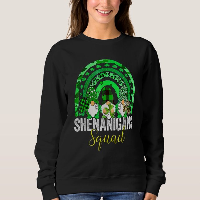 Shenanigans Squad Irish Gnomes Rainbow St Patrick' T Shirt (Framsida)
