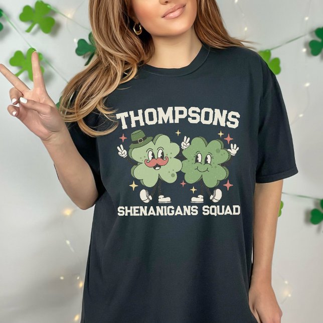 Shenanigans Squad Retro Anpassningsbar St. Patrick T Shirt (Skapare uppladdad)
