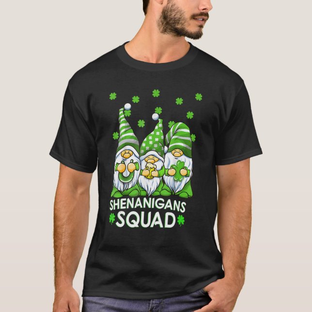 Shenanigans Squad St patricks day Gnomes Rainbow L T Shirt (Framsida)