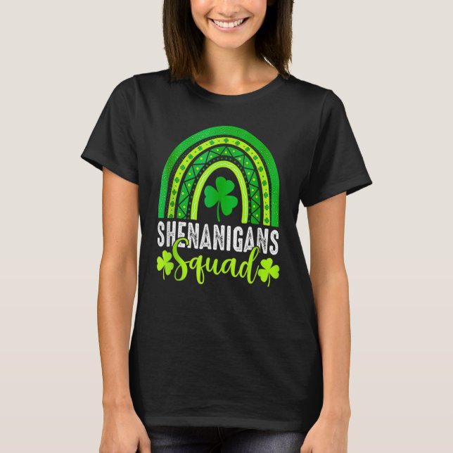 Shenanigans Squad St Patrick's Day Rainbow Shamroc T Shirt (Framsida)